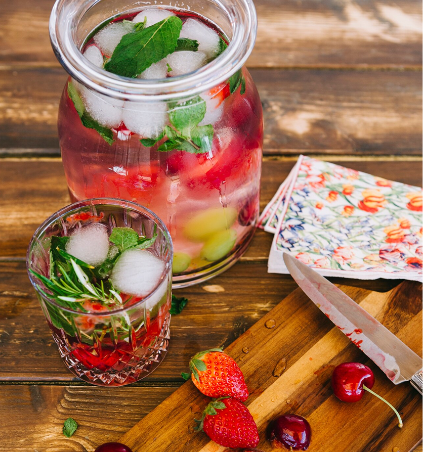 Strawberry Basil Iced White Tea - Teacle 