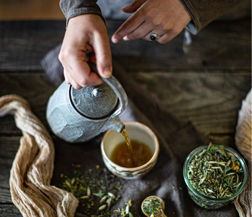 Loose Leaf vs. Tea Bags: Which Should You Choose? - Teacle 
