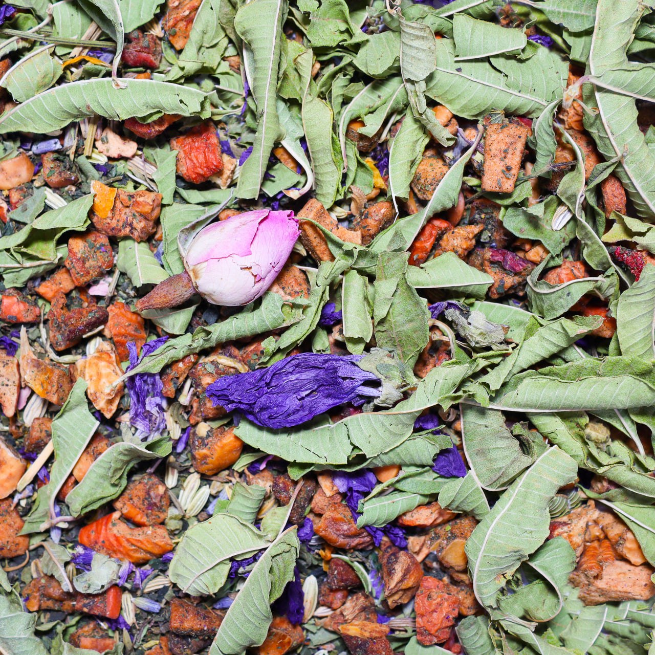 LAVENDER NEST HERBAL TEA
